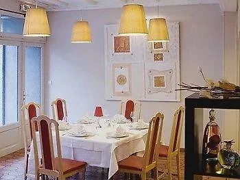 Отель De France 3*