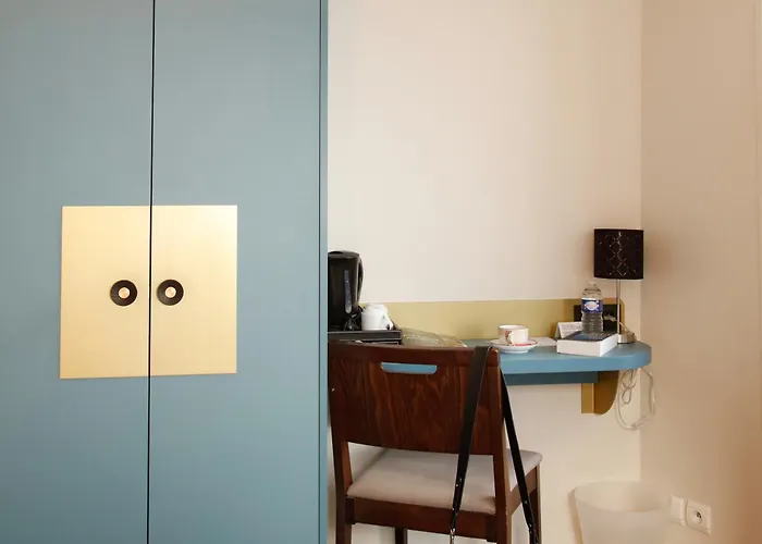 Отель De France Вир